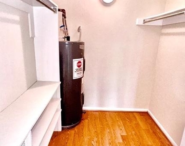 7401 Westlake Terrace - Photo Thumbnail 19