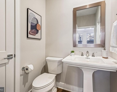 10340 Grosvenor Place - Photo Thumbnail 26