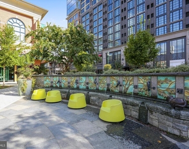 10340 Grosvenor Place - Photo Thumbnail 43