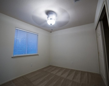 3109 Sauls Dr - Photo Thumbnail 13