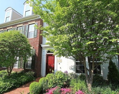537 Longhorn Crescent - Photo Thumbnail 1