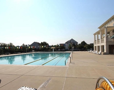 537 Longhorn Crescent - Photo Thumbnail 12