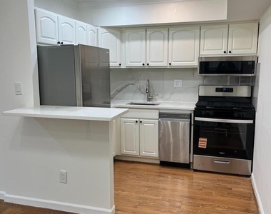 7572 Spring Lake Drive - Photo Thumbnail 2