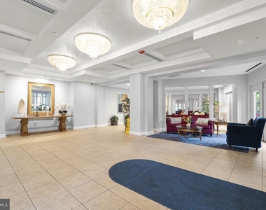 3005 S Leisure World Boulevard - Photo Thumbnail 3