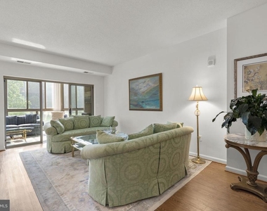 3005 S Leisure World Boulevard - Photo Thumbnail 8