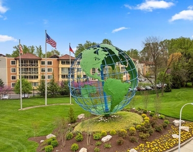 3005 S Leisure World Boulevard - Photo Thumbnail 32