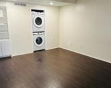 2401 Leon St - Photo Thumbnail 1