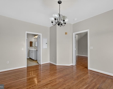 501 Hungerford Drive - Photo Thumbnail 15