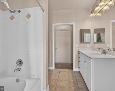 501 Hungerford Drive - Photo Thumbnail 16