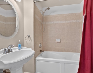 501 Hungerford Drive - Photo Thumbnail 27