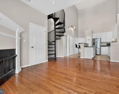 501 Hungerford Drive - Photo Thumbnail 9