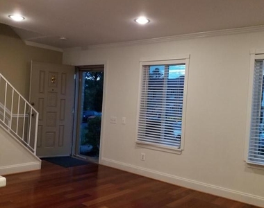 9516 Tippett Lane - Photo Thumbnail 1