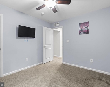4986 Windpower Way - Photo Thumbnail 32