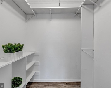 5915 Tamar Drive - Photo Thumbnail 25