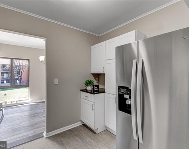 5915 Tamar Drive - Photo Thumbnail 19