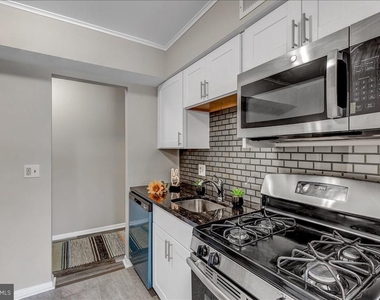 5915 Tamar Drive - Photo Thumbnail 13