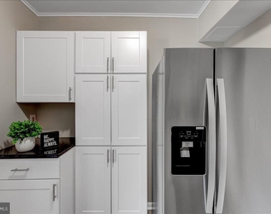 5915 Tamar Drive - Photo Thumbnail 17