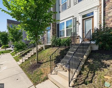 7023 Mahant Way - Photo Thumbnail 1