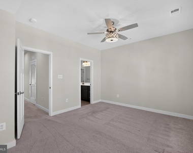 7023 Mahant Way - Photo Thumbnail 17