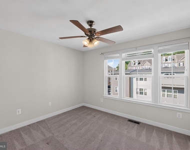 7023 Mahant Way - Photo Thumbnail 20