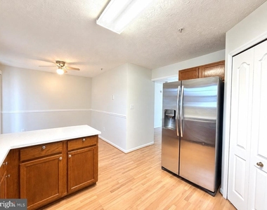 3335 Hollow Court - Photo Thumbnail 9