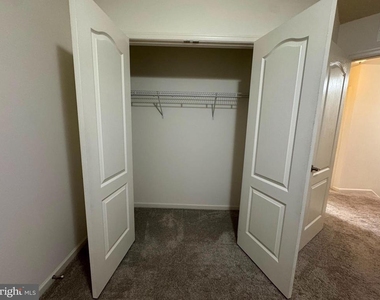 7807 Cherrel Brooks Way - Photo Thumbnail 11