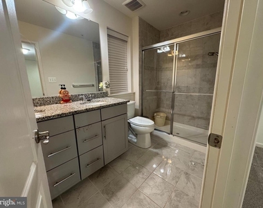 7807 Cherrel Brooks Way - Photo Thumbnail 15