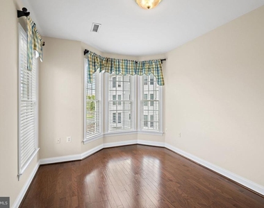 4700 Water Park Drive - Photo Thumbnail 17