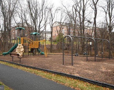 3506 Connor Place - Photo Thumbnail 5
