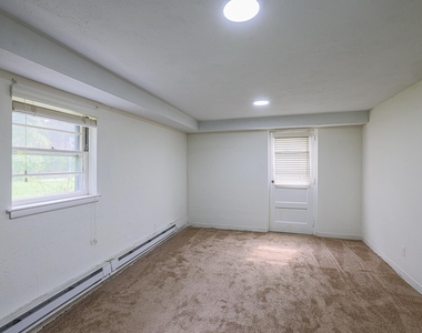 2302 Farringdon Road - Photo Thumbnail 14