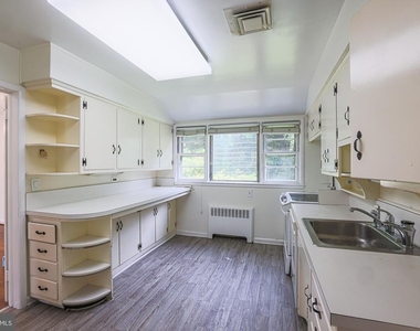 2302 Farringdon Road - Photo Thumbnail 7