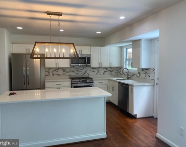 3615 Laguna Court - Photo Thumbnail 5