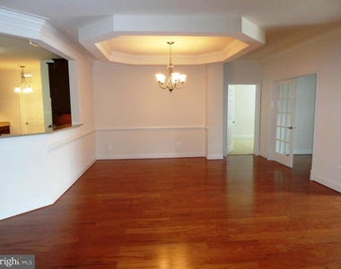 3100 Stone Cliff Drive - Photo Thumbnail 5