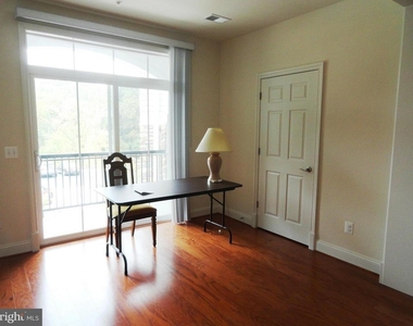 3100 Stone Cliff Drive - Photo Thumbnail 7