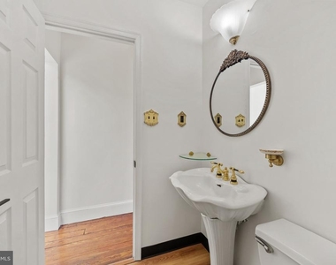 1106 William Street - Photo Thumbnail 13