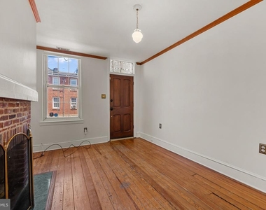 1106 William Street - Photo Thumbnail 9
