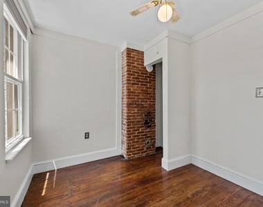 1106 William Street - Photo Thumbnail 18