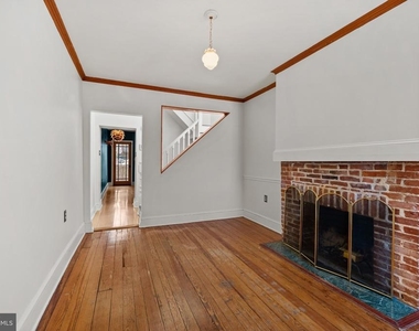 1106 William Street - Photo Thumbnail 3