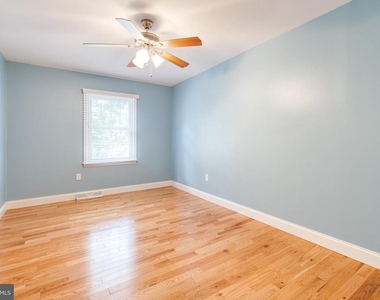 1632 Angus Court - Photo Thumbnail 12