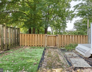 1632 Angus Court - Photo Thumbnail 18