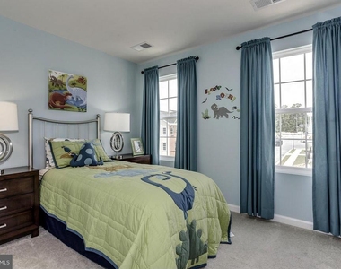 8603 Crooked Tree Lane - Photo Thumbnail 22