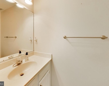 8071 Clark Station Road - Photo Thumbnail 15