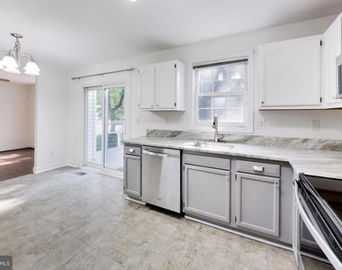 8071 Clark Station Road - Photo Thumbnail 2