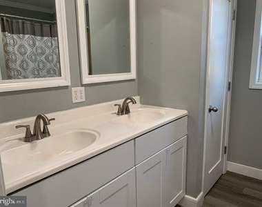 30300 Irons Lane - Photo Thumbnail 10