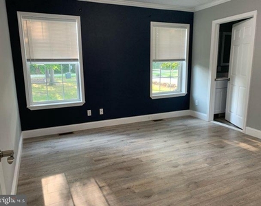 30300 Irons Lane - Photo Thumbnail 9