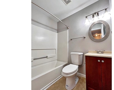 252 Vincent Circle - Photo Thumbnail 12