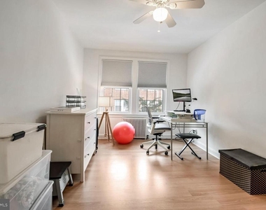 2803 Cortland Place Nw - Photo Thumbnail 12