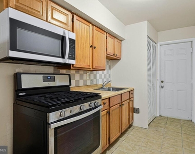 3427 B Street Se - Photo Thumbnail 8