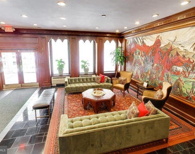 2501 Calvert Street Nw - Photo Thumbnail 20