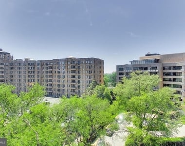 2501 Calvert Street Nw - Photo Thumbnail 4